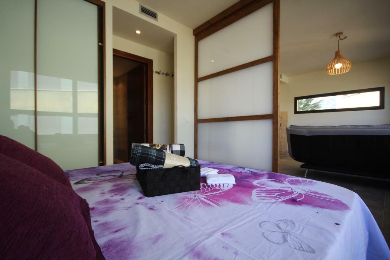 Romantic Loft Salas de Pallas Экстерьер фото